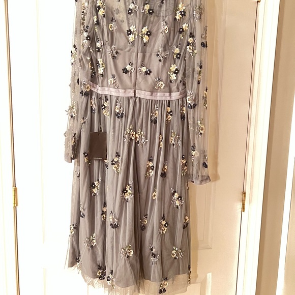 ⭐️NEW⭐️Needle & thread dress - Picture 5 of 9